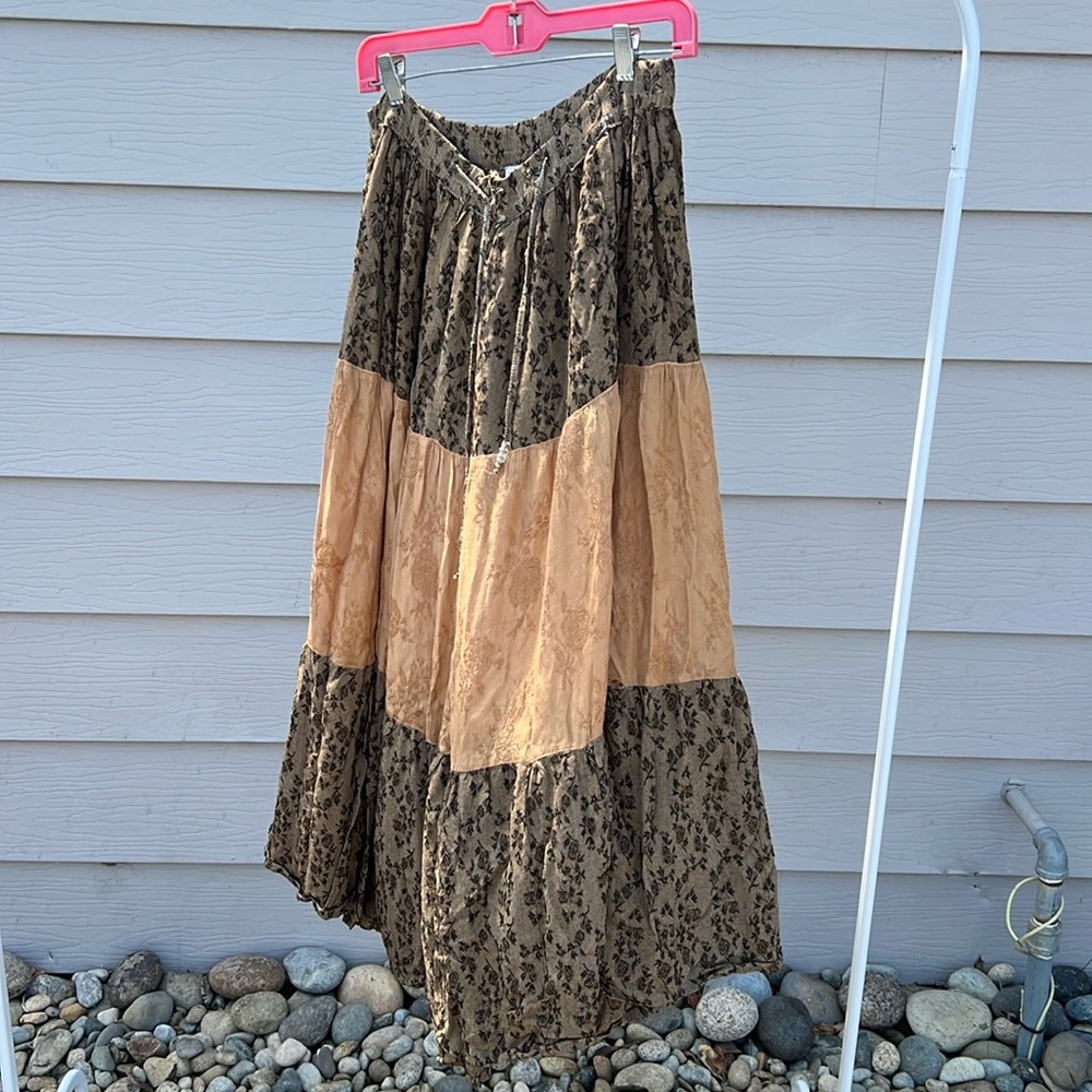 Brown patterned maxi skirt